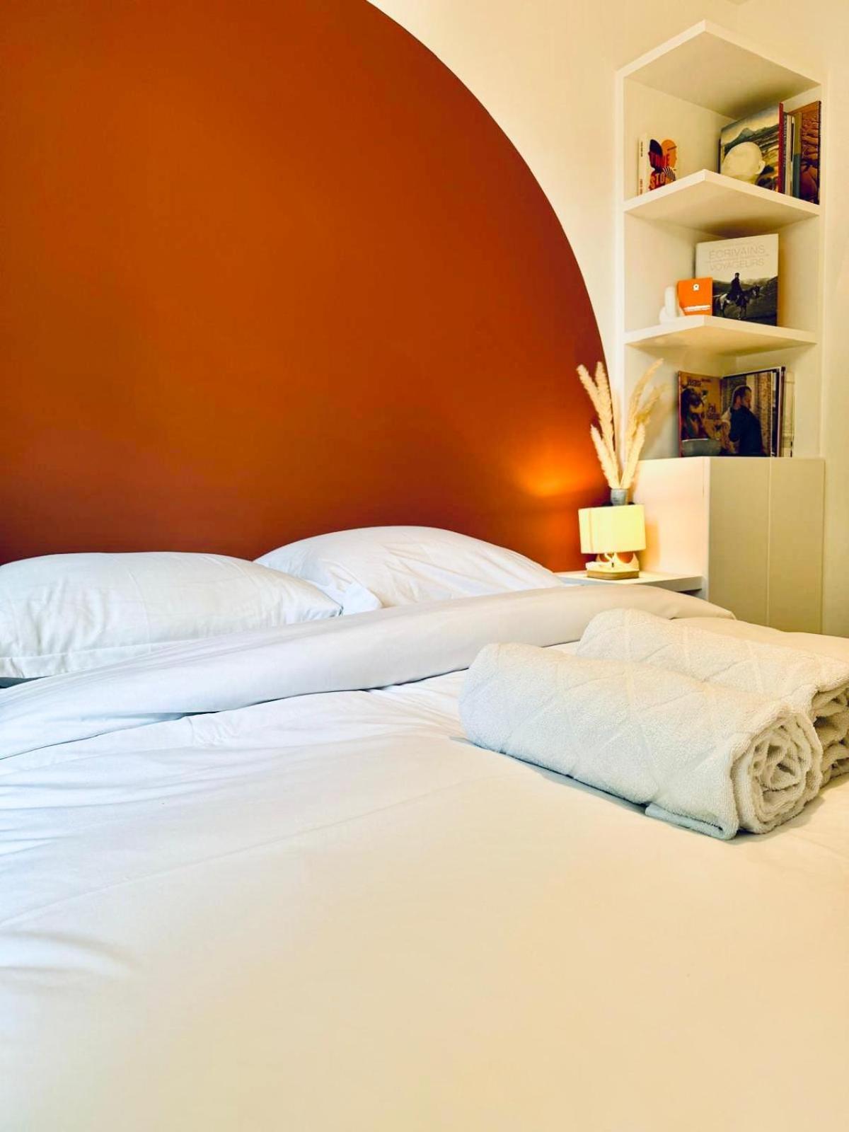 Charmant Appartement Au Coeur De Montmartre! Paris Dış mekan fotoğraf
