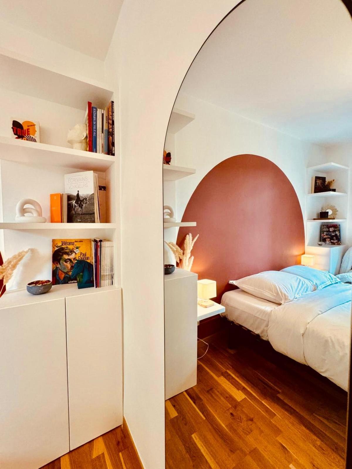 Charmant Appartement Au Coeur De Montmartre! Paris Dış mekan fotoğraf