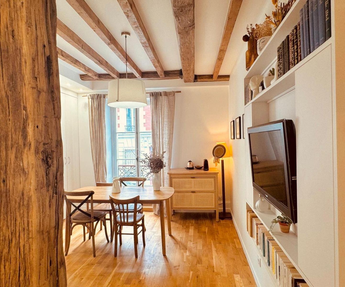 Charmant Appartement Au Coeur De Montmartre! Paris Dış mekan fotoğraf